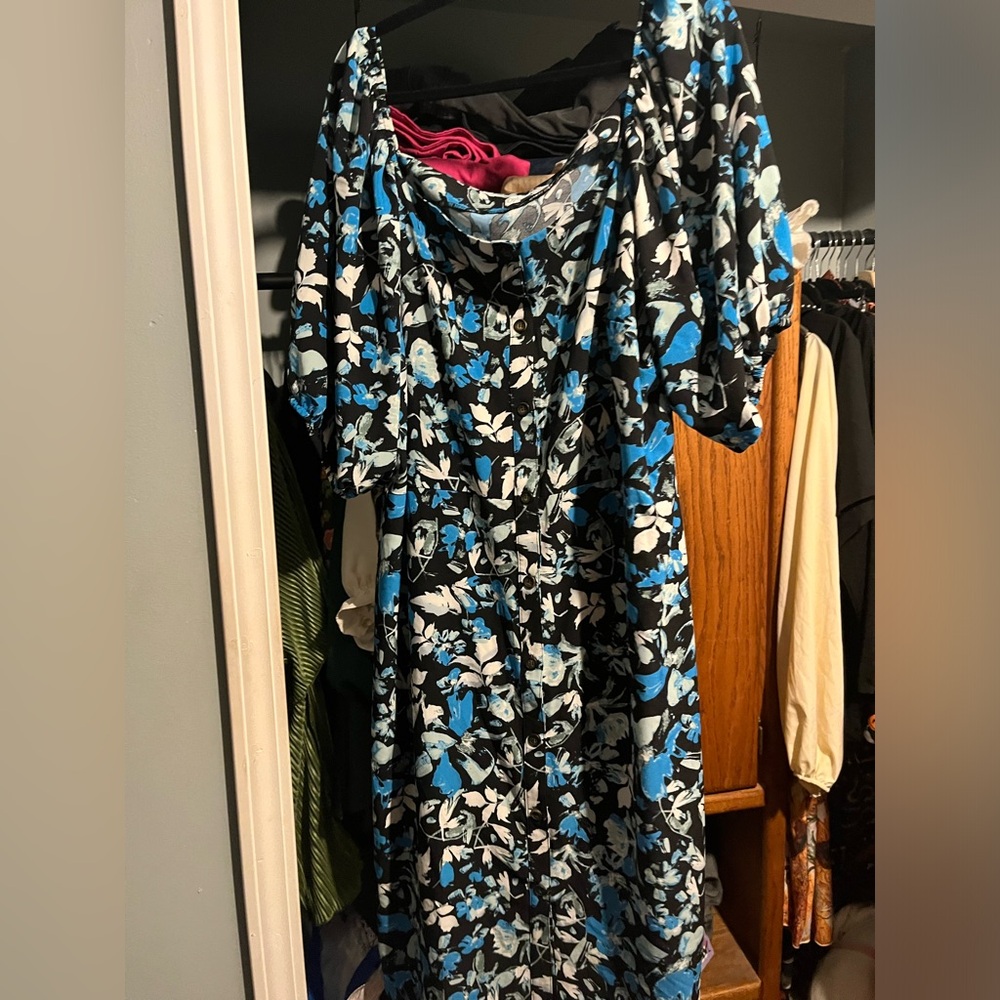 Off the shoulder or puffy sleeved floral dress.